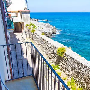 Ai Candelori , Cefalu Italy