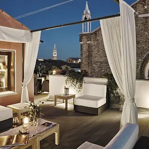 *** Bed and breakfast Bloom Settimo Cielo Italia