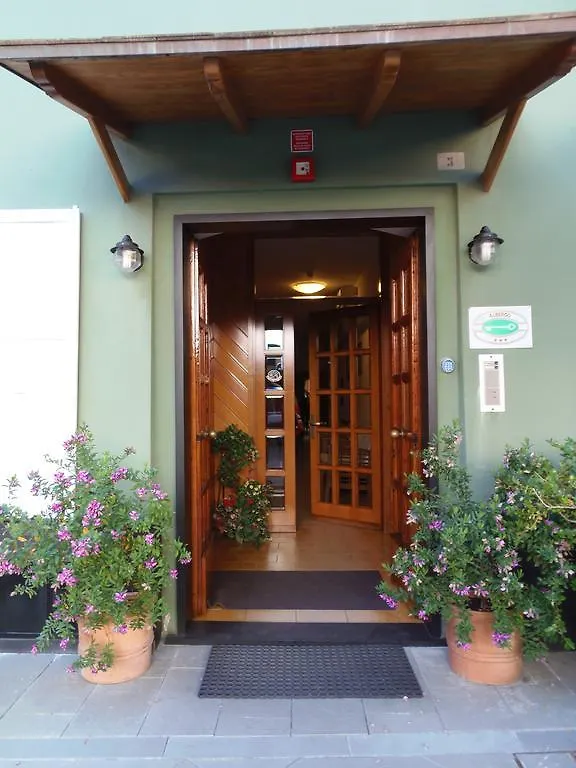 Hotel Italia Монелья